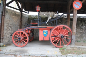 Dans Concise, un ancien véhicule de pompiers