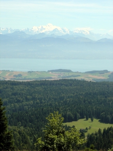 Vue sur le Lac Léman et le Mont Blanc