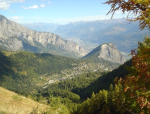 Vue sur Ovronnaz, en fin de balade