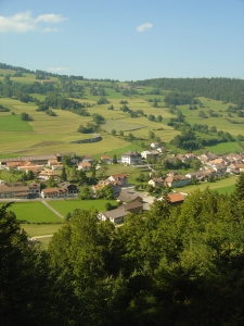 Vue sur Vaulion depuis le Belvédère