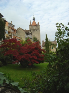 Vue sur l'église d'Orbe