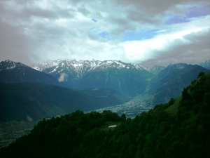 vue sur la Vallée du Rhône avec Martigny depuis le fond de l'alpage de Randonne