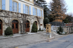 Promenade dans les vieux bourgs: Grand Rue de Corcelles