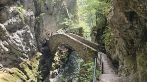 Pont en pierre au Saut-de-Brot