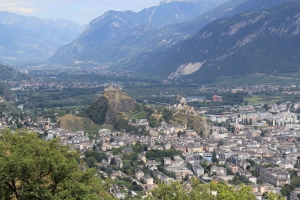 Vue sur Sion et ses châteaux depuis le Mont d'Orge