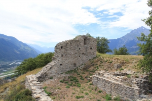 Les ruines du château.