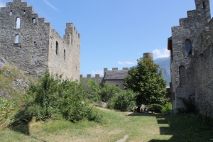 Les ruines du château de Tourbillon