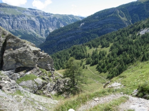 La descente du Pas de Cheville vue d'en haut