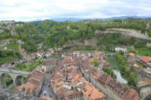 Vue grandiose depuis la tour de la cathédrale St-Nicolas