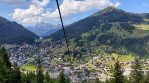 Descente en télésiège jusqu'à Morgins