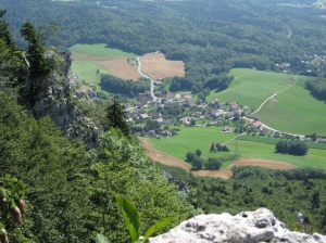 Vue plongeante sur le village de Rochefort