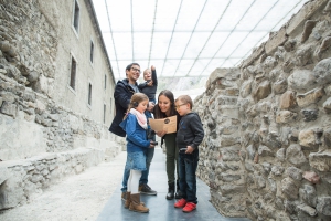 Les enfants à la découverte de l'Abbaye© Abbaye de Saint-Maurice. Photo Aurélie Felli