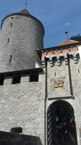 l'entrée du château