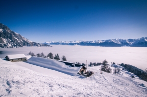 Loutse et mer de nuages