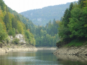 Le Doubs, en aval de la chute