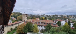 Les remparts, la Porte de Morat et le Pont de la Poya