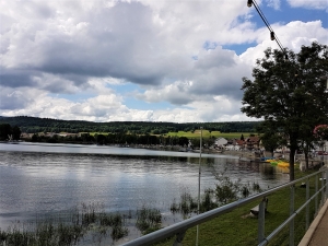 Au bord du lac de Joux