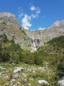 Cascade descendant du Grand-Treutsebo