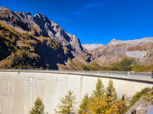 Lac Tseuzier depuis le barrage 