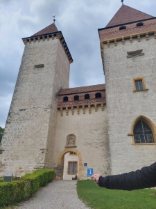 L'entrée du château et la clé pour activer les animations