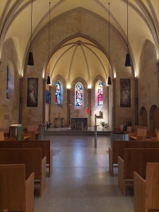 A l'intérieur de l'église catholique