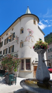 A la Rue du Bourg