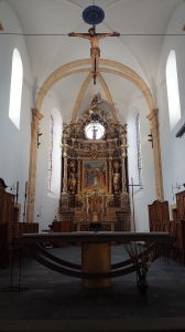 A l'intérieur de l'église Notre-Dame de la Visitation