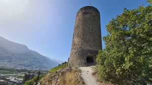 Au pied du donjon Bayart