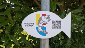 Panneau à suivre