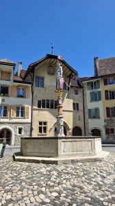La fontaine du Vaillant, dans le vieux bourg