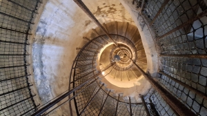 L'escalier à vis d'environ 30 mètres de hauteur