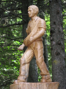 Une statue