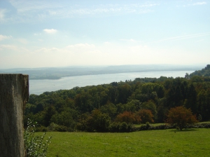 Vue sur le Lac de Morat depuis le Rempart des Helvètes