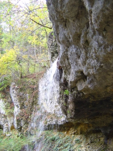 Chute d'eau, en haut de la Combe du Pilouvi