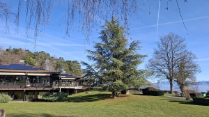 A l'entrée du parc, un restaurant