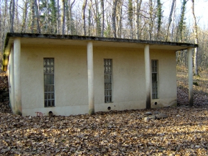 La maison abritant le four à fer