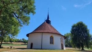 L'église elliptique de Chêne-Pâquier