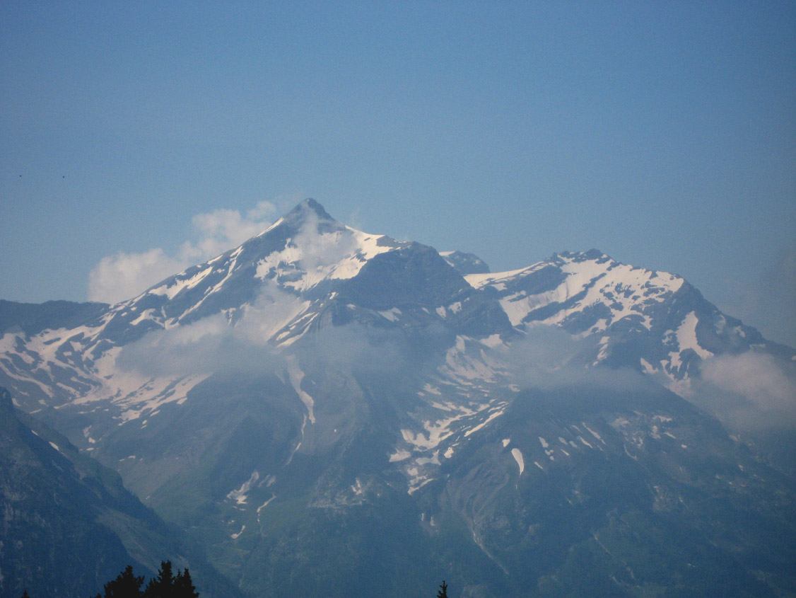 Wispile  Lac de Lauenen  (région de Gstaad)