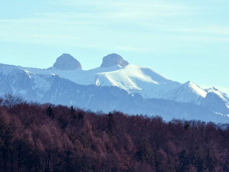 Lac de Bret et Tour de Gourze