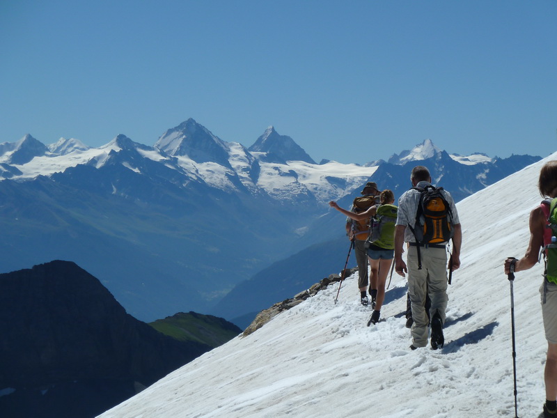 Du glacier des Diablerets au col du Sanetsch