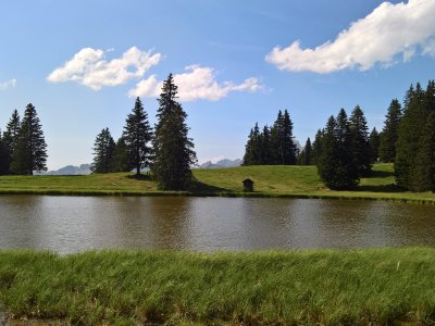 L'arrivée au lac&nbsp;de Conche